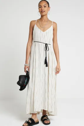 River Island A righe Con cintura - Abito maxi svasato