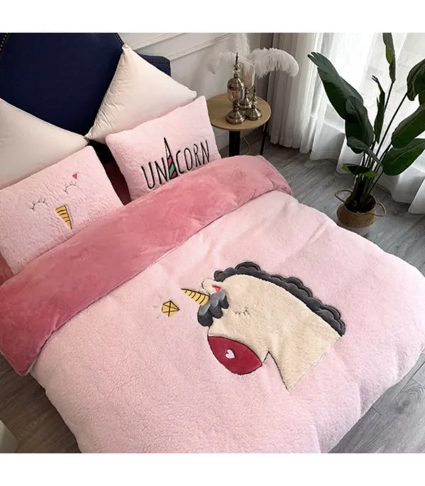 Set letto pelosi peluchosi