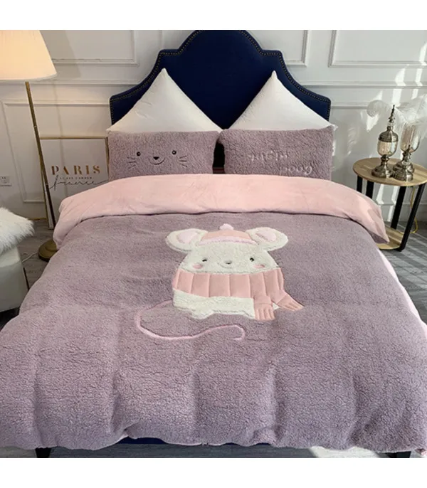 Set letto pelosi peluchosi