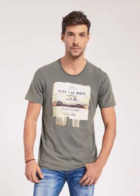 T-shirt con stampa vintage