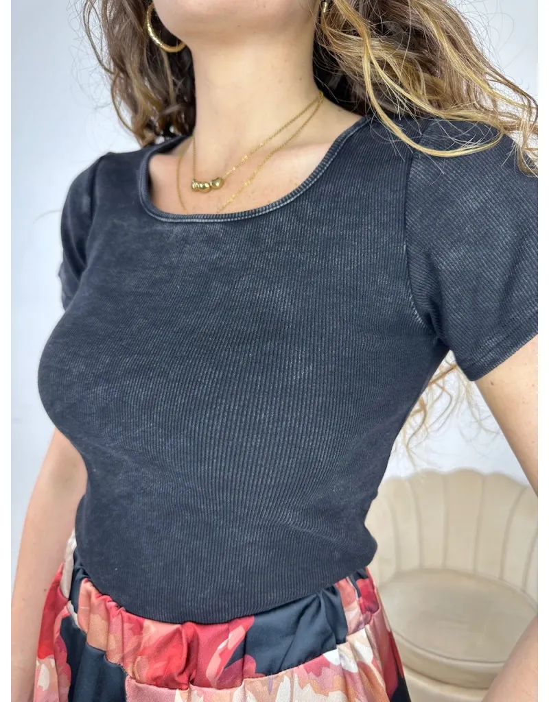 T-SHIRT CROP LARY NERA