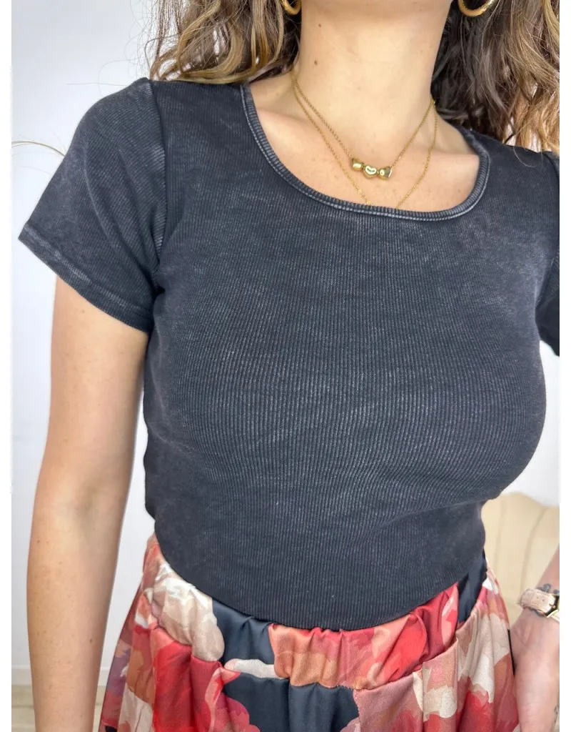 T-SHIRT CROP LARY NERA